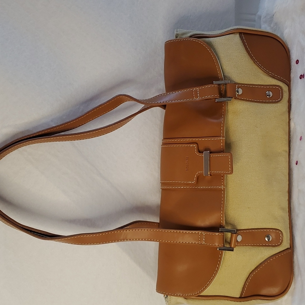 Mondai Clutch hand bag